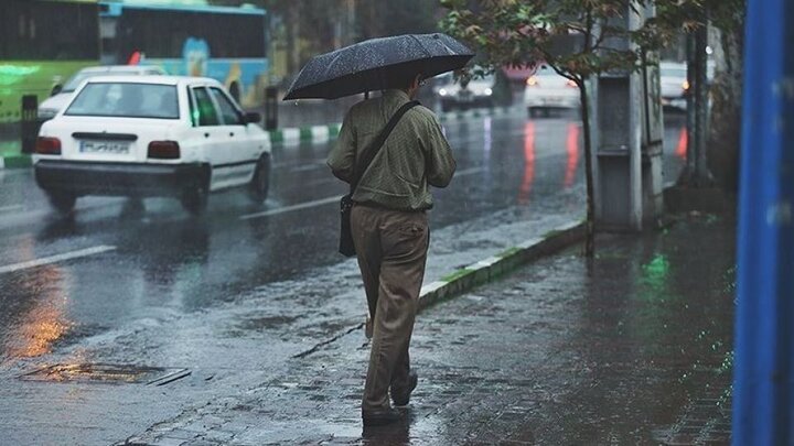 بارش باران و وزش باد در بیشتر نقاط کشور