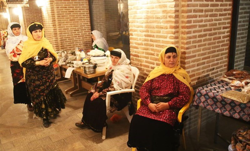 برگزاری نمایشگاه صنایع‌دستی و محصولات عشایر در سعدالسلطنه قزوین