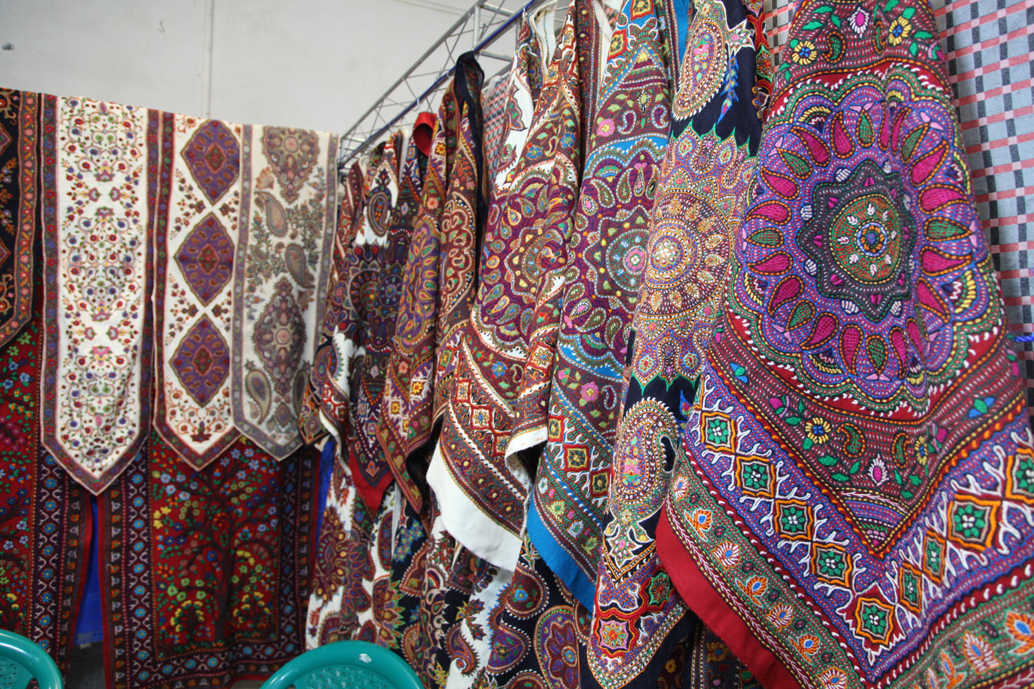 اعطای تسهیلات برای خرید صنایع‌دستی در کرمان منوط به ابلاغ دستورالعمل جدید است