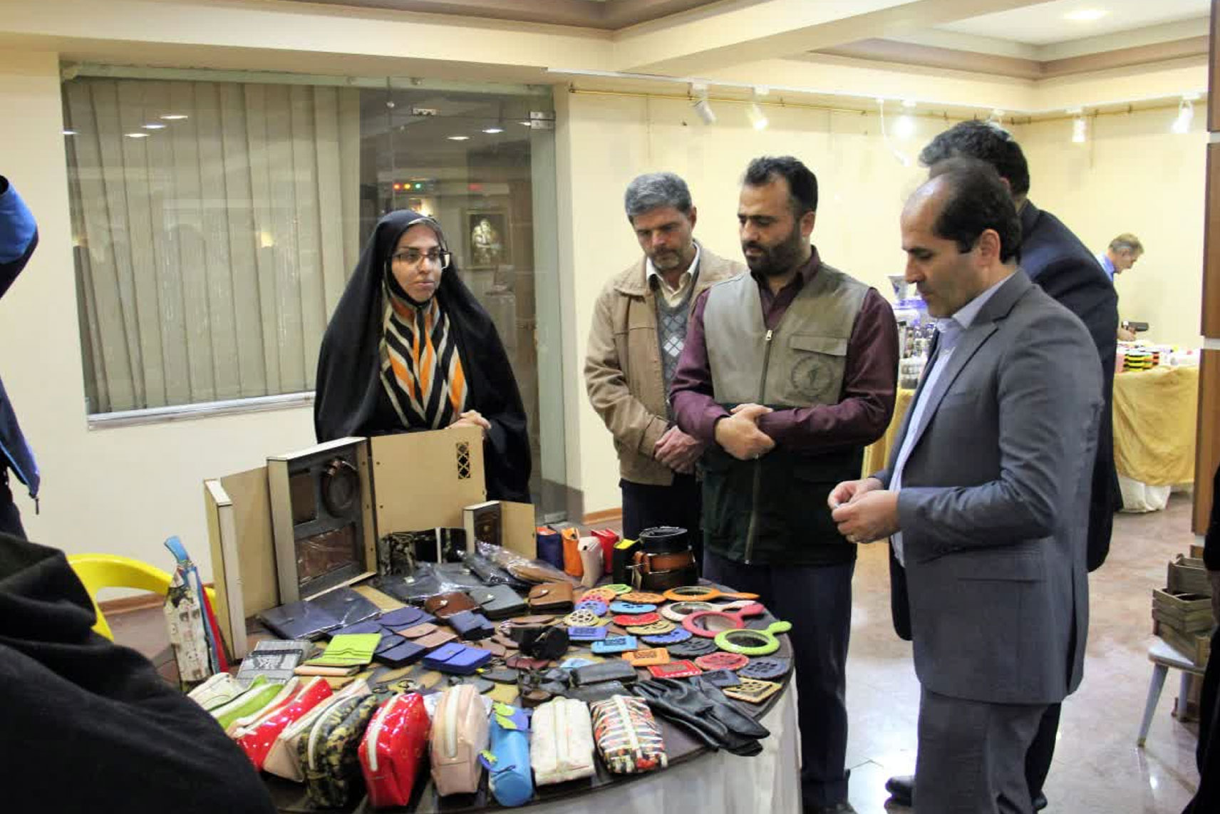 برگزاری اولین نمایشگاه صنایع‌دستی بسیج در اصفهان