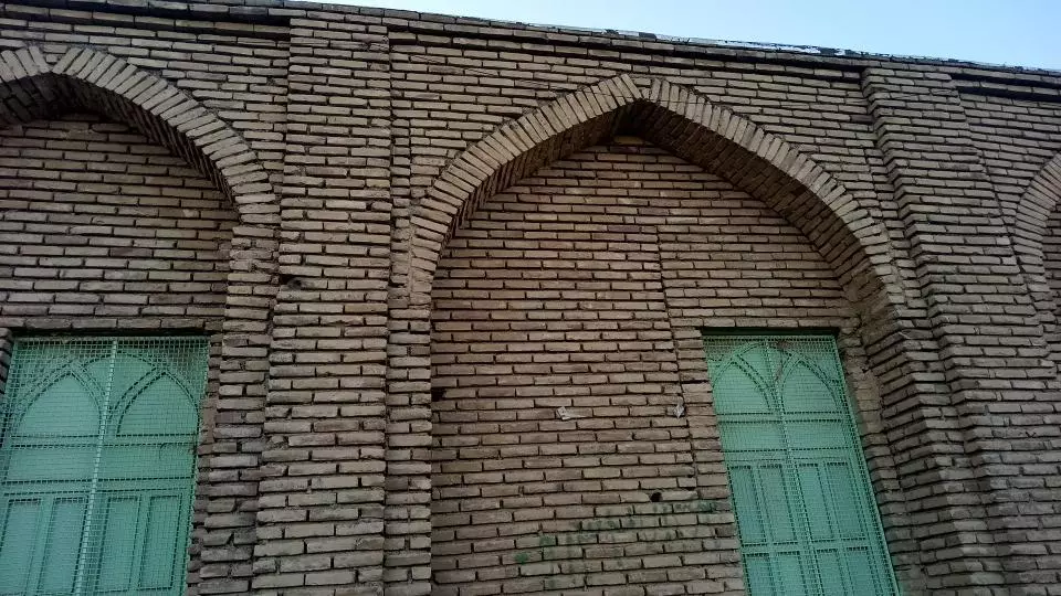 سامان‌دهی تأسیسات مسجد جامع تاریخی سرآور گلپایگان