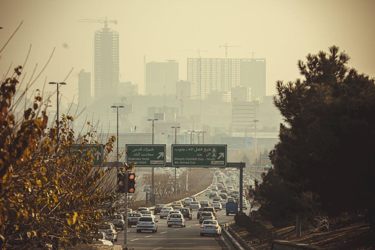 ادامه کاهش کیفیت هوا در شهرهای صنعتی و پرجمعیت/ کاهش دما در نوار شمالی کشور