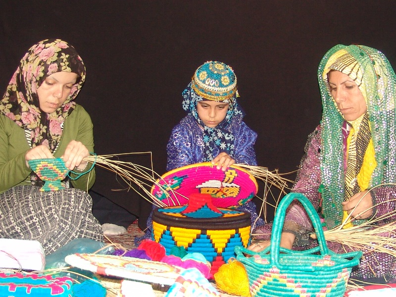 برگزاری کلاس آموزشی صنایع‌دستی حصیربافی در دهلران