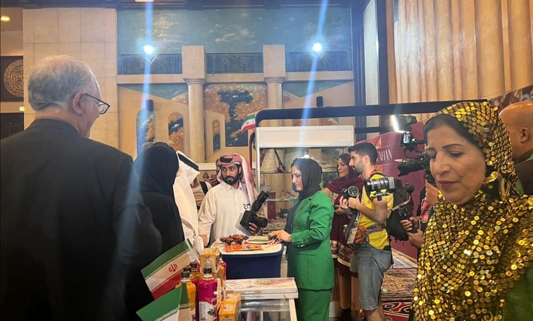 افتتاح نمایشگاه صنایع‌دستی بوشهر در قطر