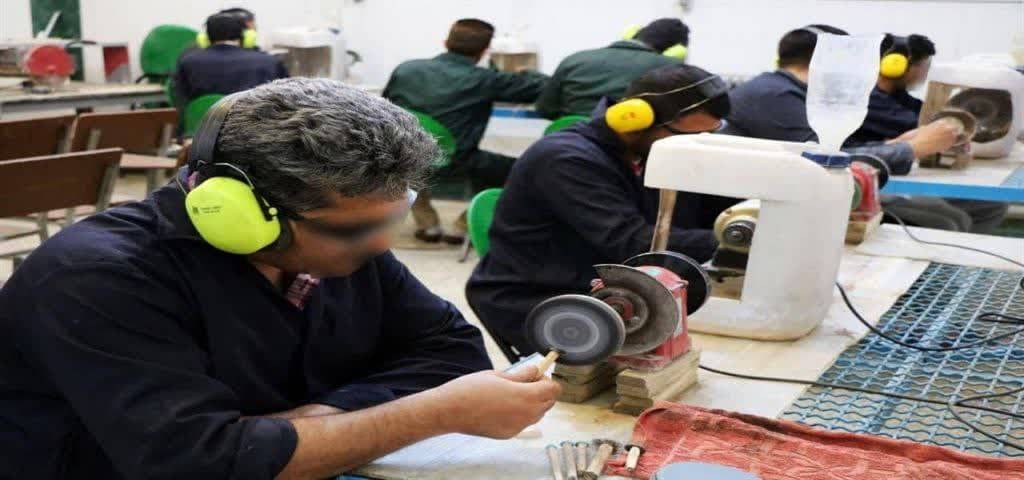 آموزش رشته‌های صنایع‌دستی به 780 مددجوی زندان یزد