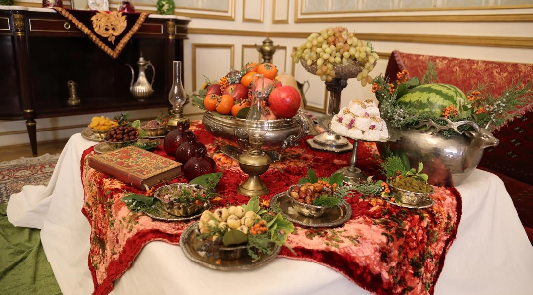 چیلله گئجه‌سی در آذربایجان غربی/ حلوای هویج و گردو، شیرینی مخصوص شب یلدا