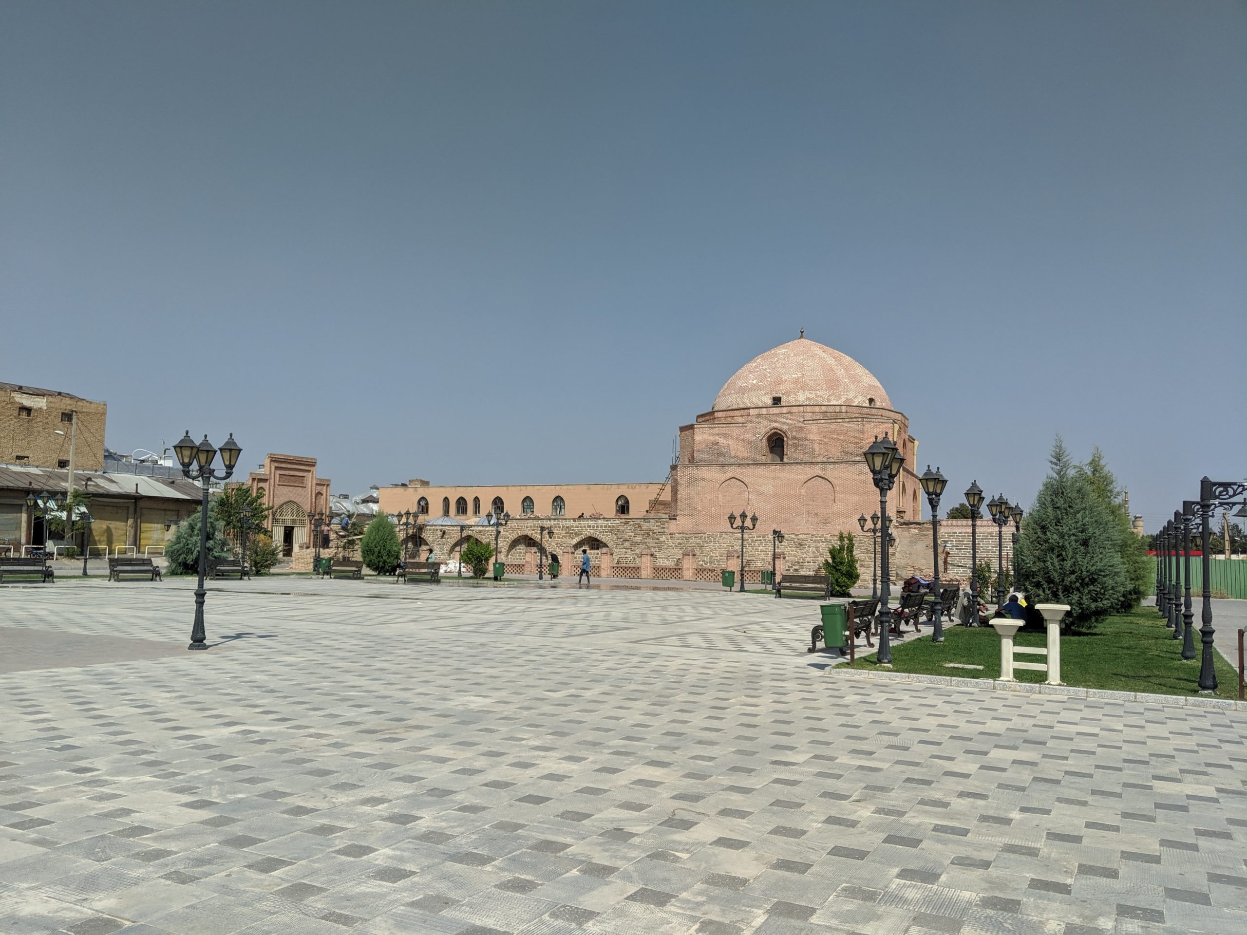 تکمیل پروژه میدان امام ارومیه اولویت مهم میراث‌فرهنگی آذربایجان غربی است