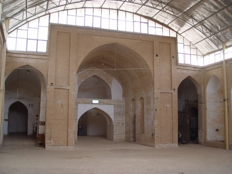 تحولات مسجد جامع میبد بررسی شد