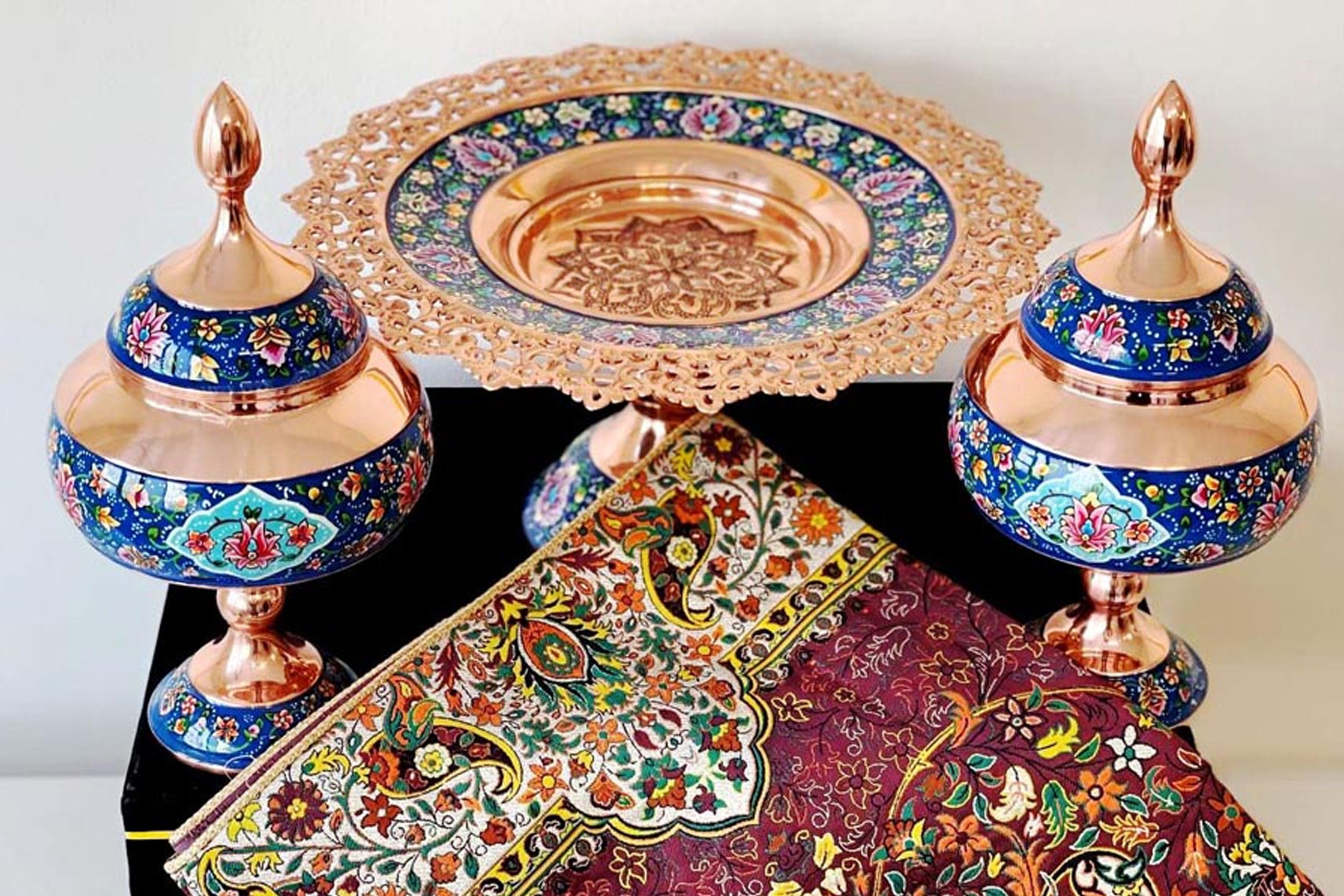نخستین جشنواره صنایع‌دستی هنرمندان بسیجی اصفهان برگزار می‌شود