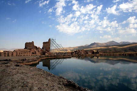 تقویت زیرساخت‌های گردشگری تخت سلیمان آذربایجان غربی ادامه دارد