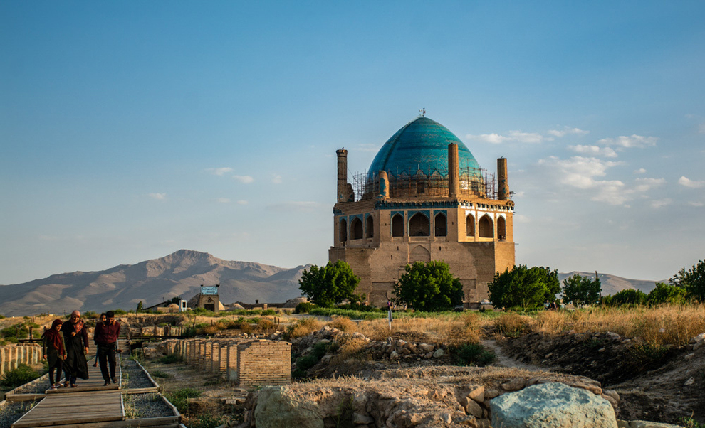149 هزار گردشگر از موزه‌ و بناهای تاریخی زنجان بازدید کردند/ پایگاه جهانی گنبد سلطانیه در رده اول
