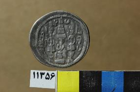 مجموعه سکه‌های ساسانی توقیفی به‌دست آمده از نهاوند بررسی شد/ تدوین شناسنامه برای هر سکه