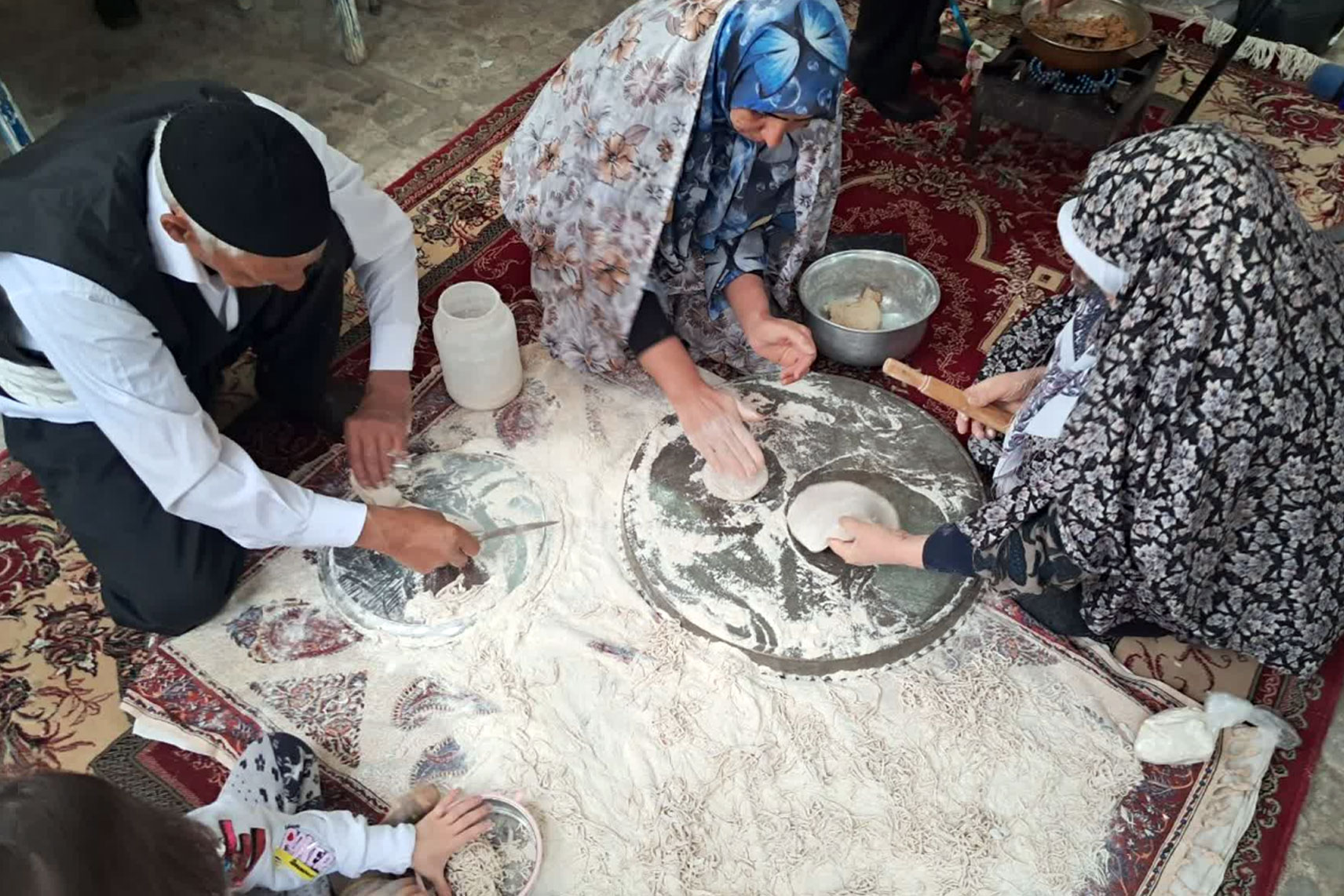 برگزاری آئین‌های ماه مبارک رمضان در نوروزگاه روستای تاریخی پنداس شهرستان کاشان