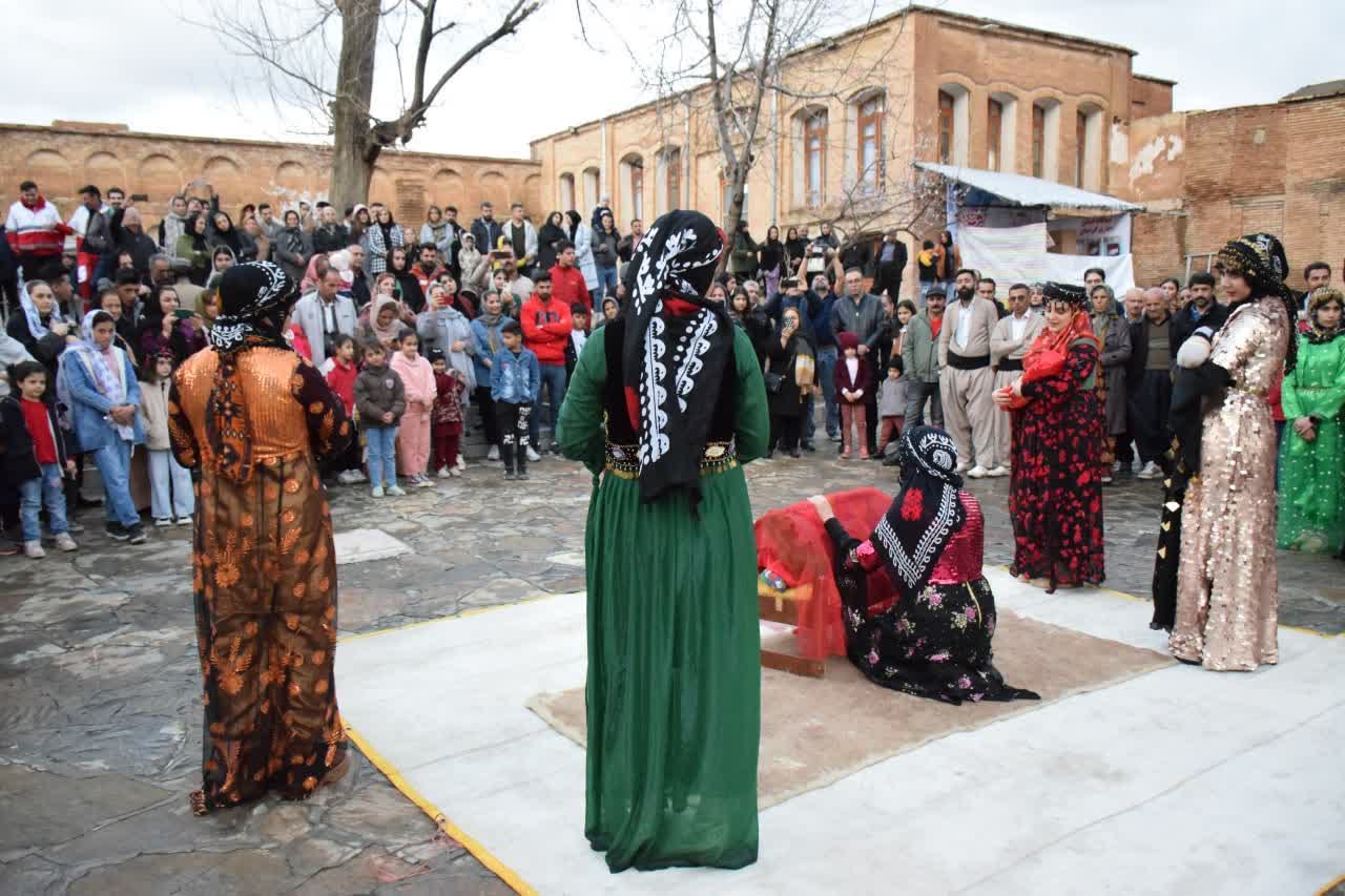 برگزاری جشن ملی نوروزگاه در اماکن تاریخی کردستان