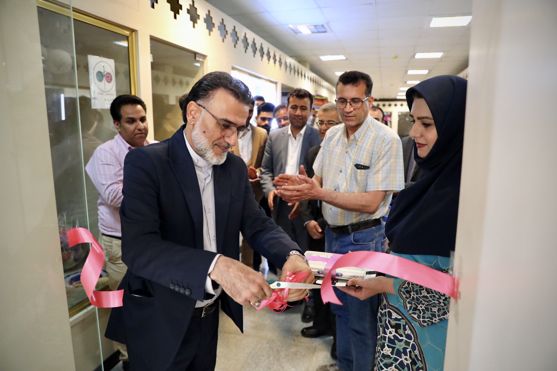 افتتاح نمایشگاه خطاطی و خوشنویسی «هلال خط» در نگارخانه میراث‌فرهنگی خوزستان
