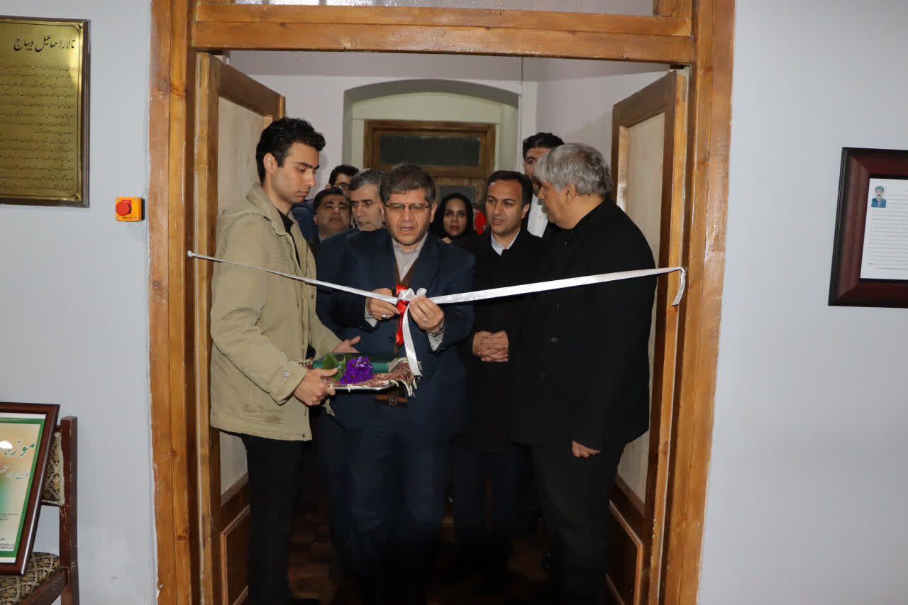 افتتاح نمایشگاه آثار بی‌همتای موسیقی و صدا «تایسیزلار» در موزه آذربایجان شرقی