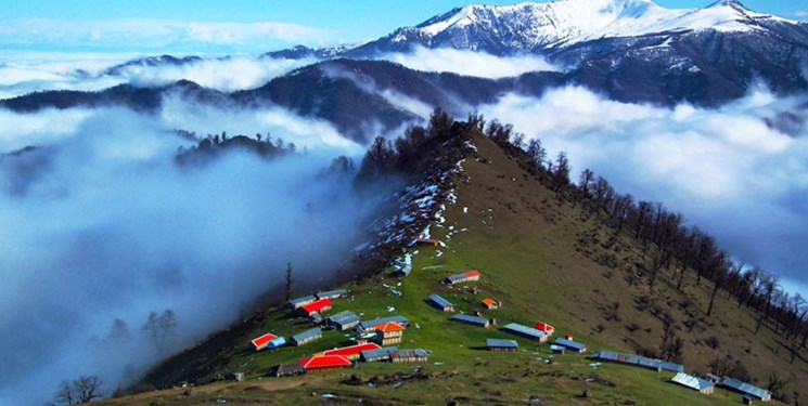 سفر به دلبرترین روستای ایران/ گورستانی متعلق به اقوام ایرانی پیش از میلاد مسیح