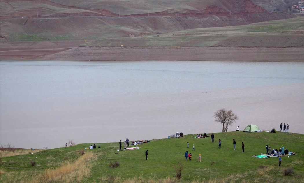 بازدید بیش از 45 هزار نفر از طالقان در نوروز / استقبال پرشور گردشگران از دریاچه سد طالقان