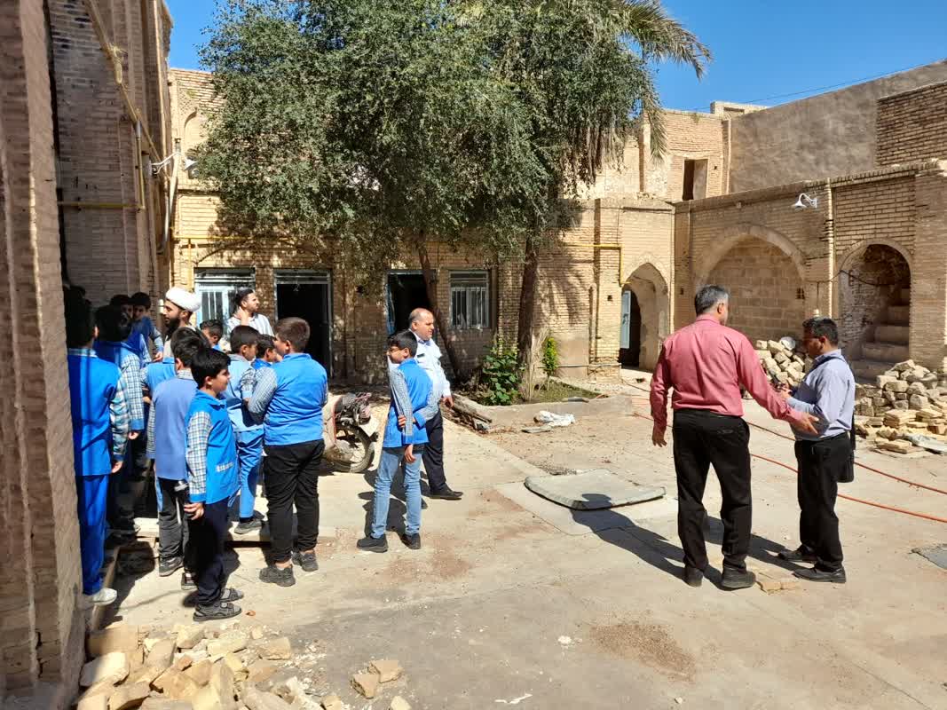 دانش‌آموزان شوشتری با شیوه‌های مرمت بناهای تاریخی آشنا شدند