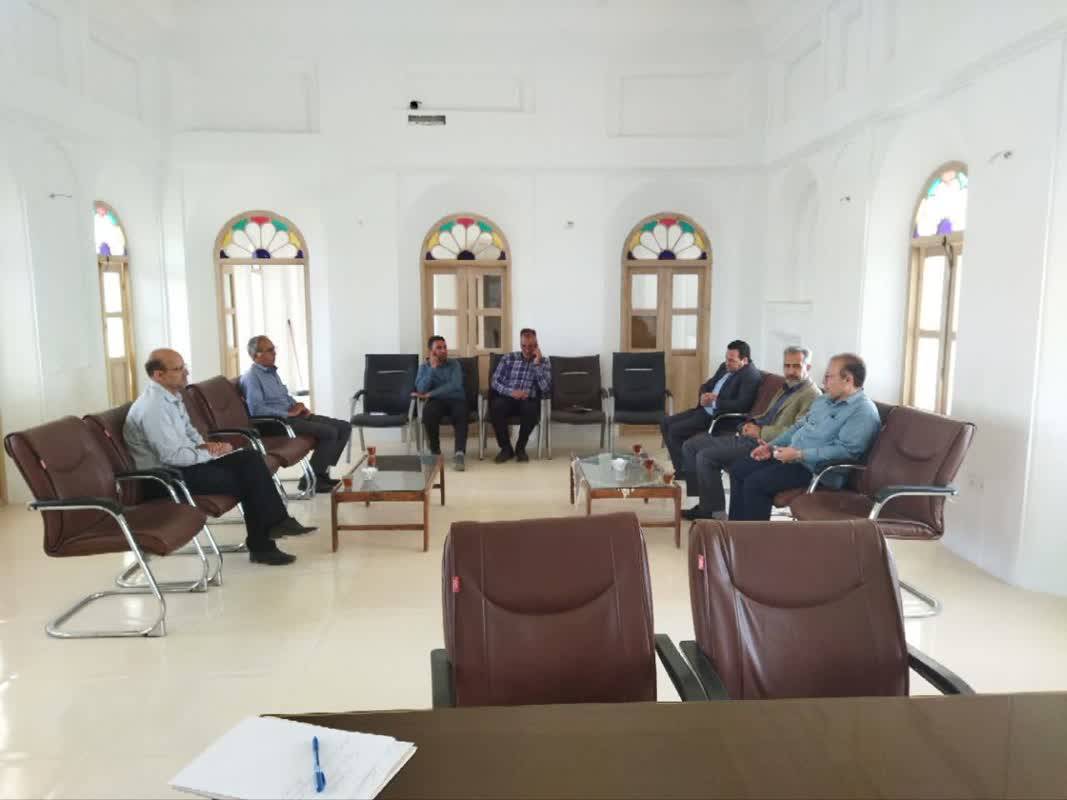 معرفی اولین کمیته محلی میراث‌فرهنگی شهرستان ابرکوه
