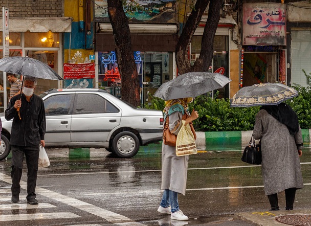 بارش‌های محلی در ۶ استان تا فردا ادامه دارد/ هشدار وزش باد شدید تا دوشنبه در ۱۴ استان