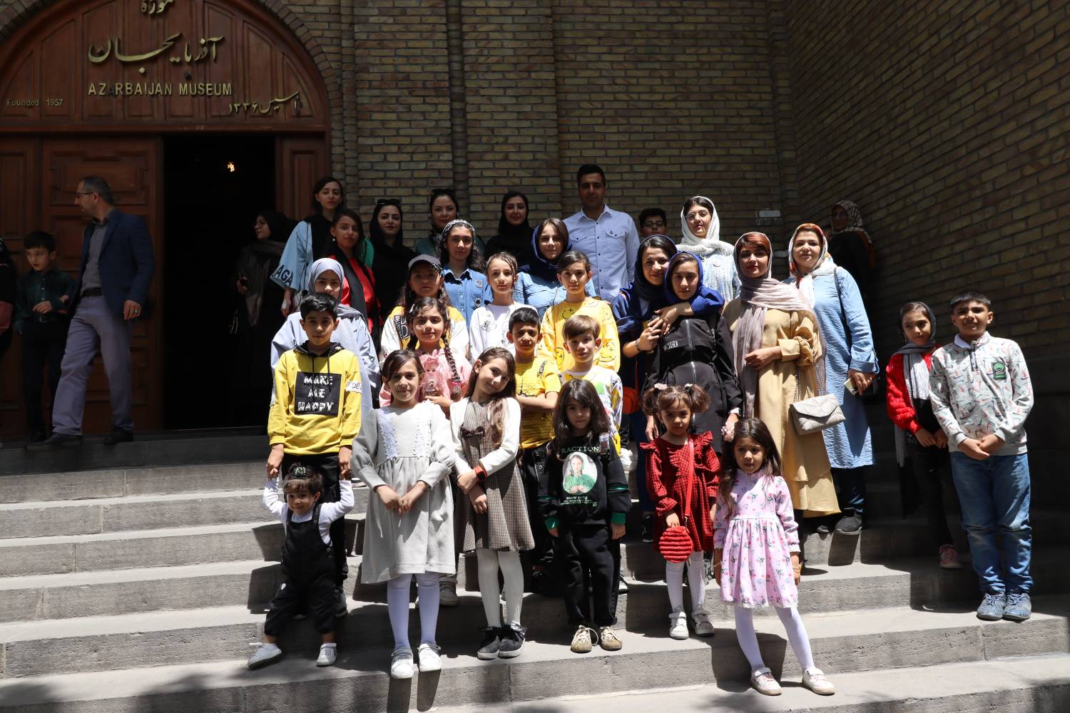 برگزاری تور آشناسازی موزه آذربایجان و مسجد کبود برای کودکان و نوجوانان