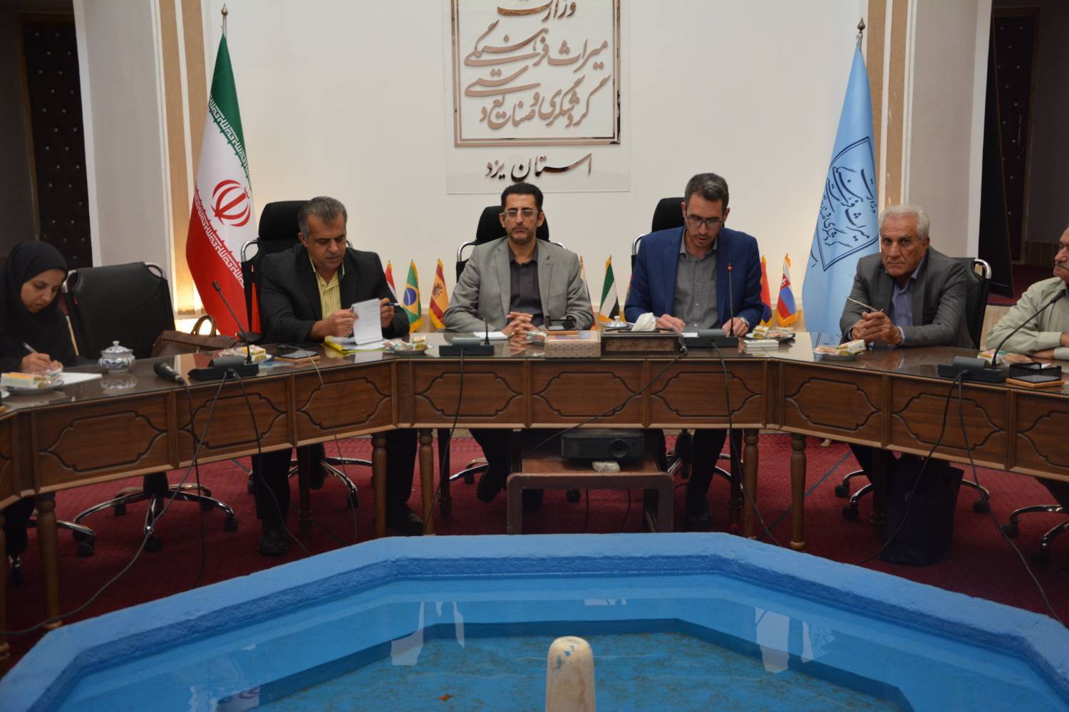 برگزاری اولین نشست میز تخصصی سفال و سرامیک در یزد