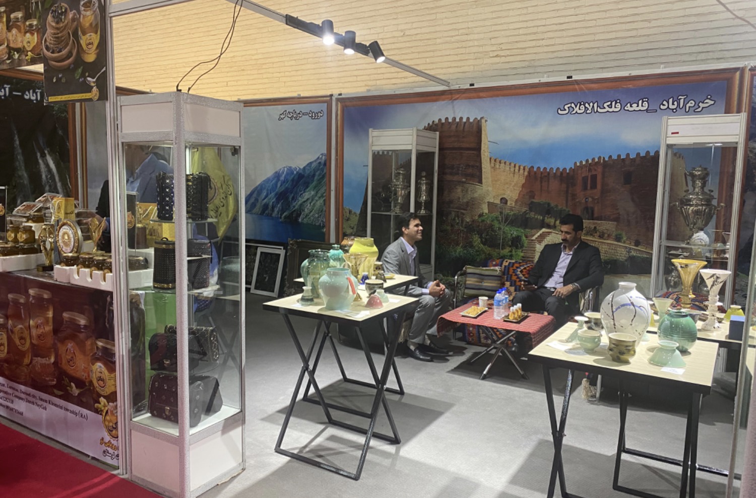 برپایی غرفه صنایع‌دستی و گردشگری لرستان در نمایشگاه بین‌المللی توانمندی‌های صادراتی ایران