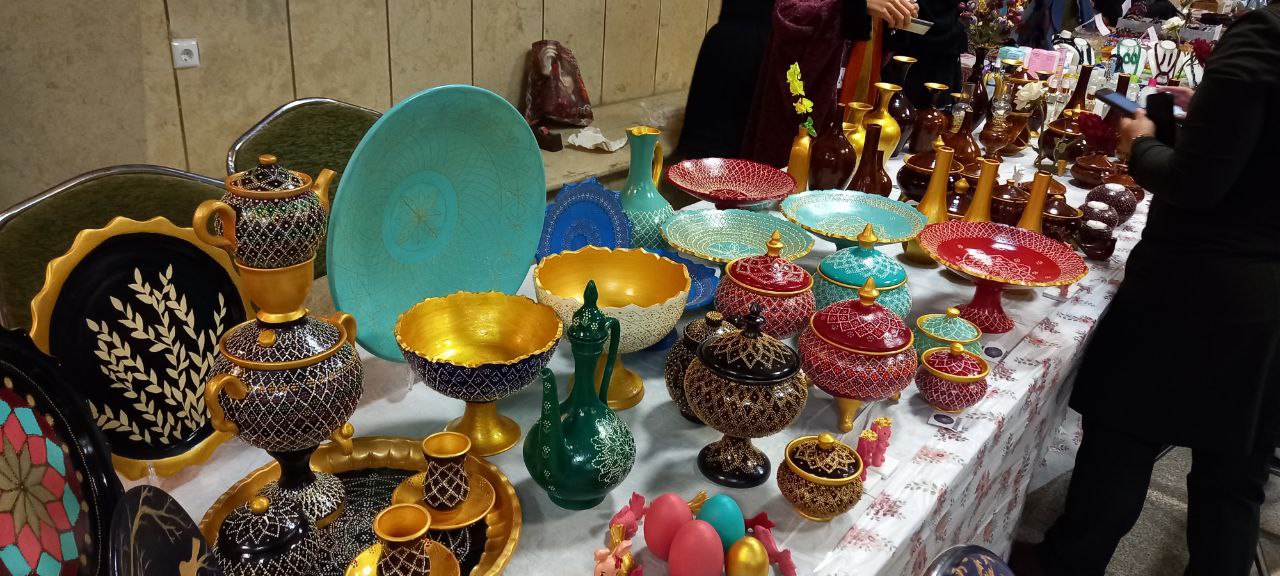 نمایشگاه صنایع‌دستی و هنرهای سنتی در مهاباد برپا می‌شود