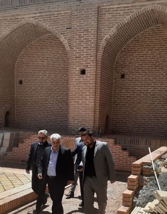 پاکسازی و مرمت آثار تاریخی مشهد مقدس در هفته میراث‌فرهنگی