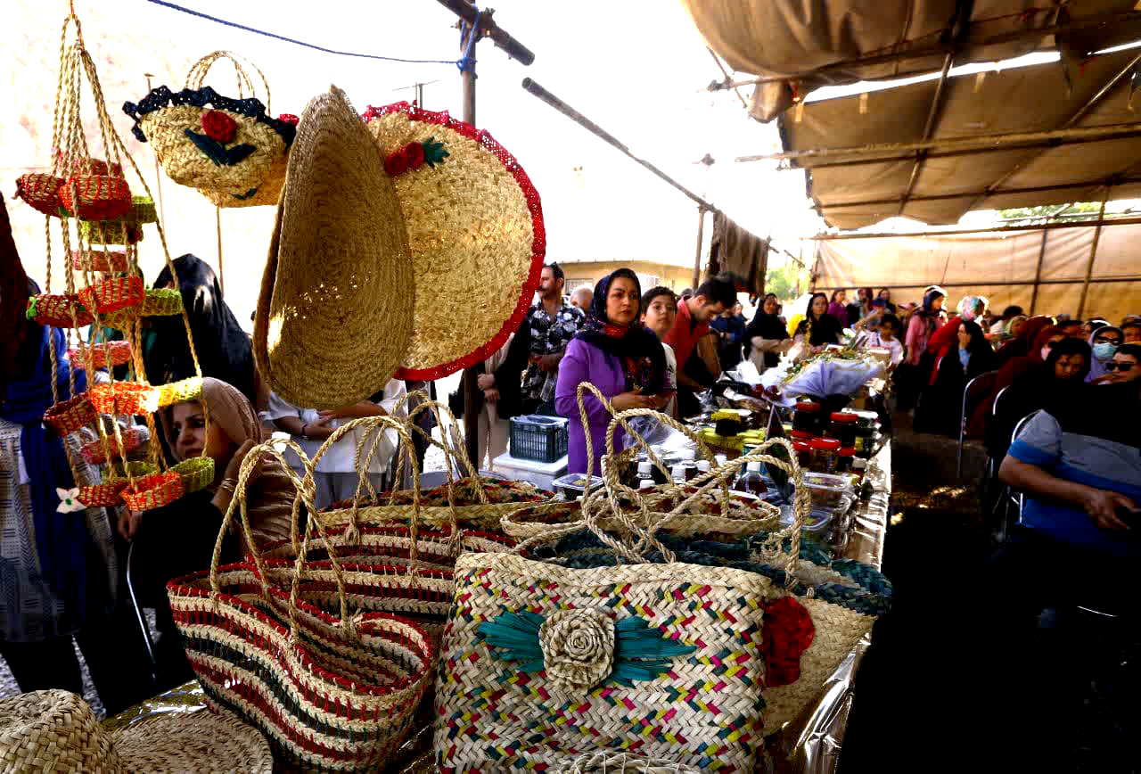 دومین جشنواره زمرد حبله رود با استقبال بی نظیر اهالی منطقه و گردشگران برگزار شد