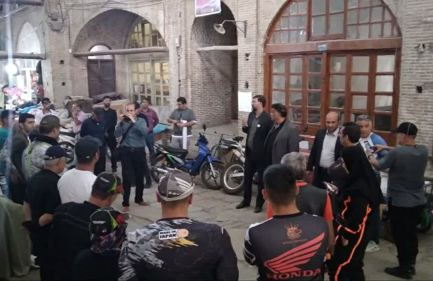 بازدید موتور‌سواران تورینگ و سافاری همایش ملی موتورسواری از بناهای تاریخی استان