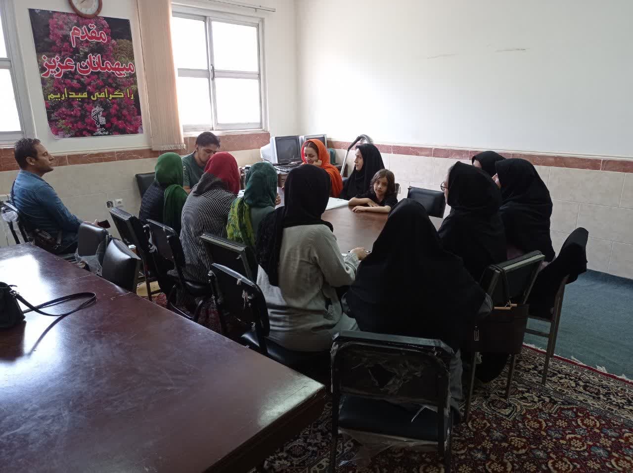 برگزاری 3 دوره آموزشی هنری و صنایع‌دستی در شهرستان خمین