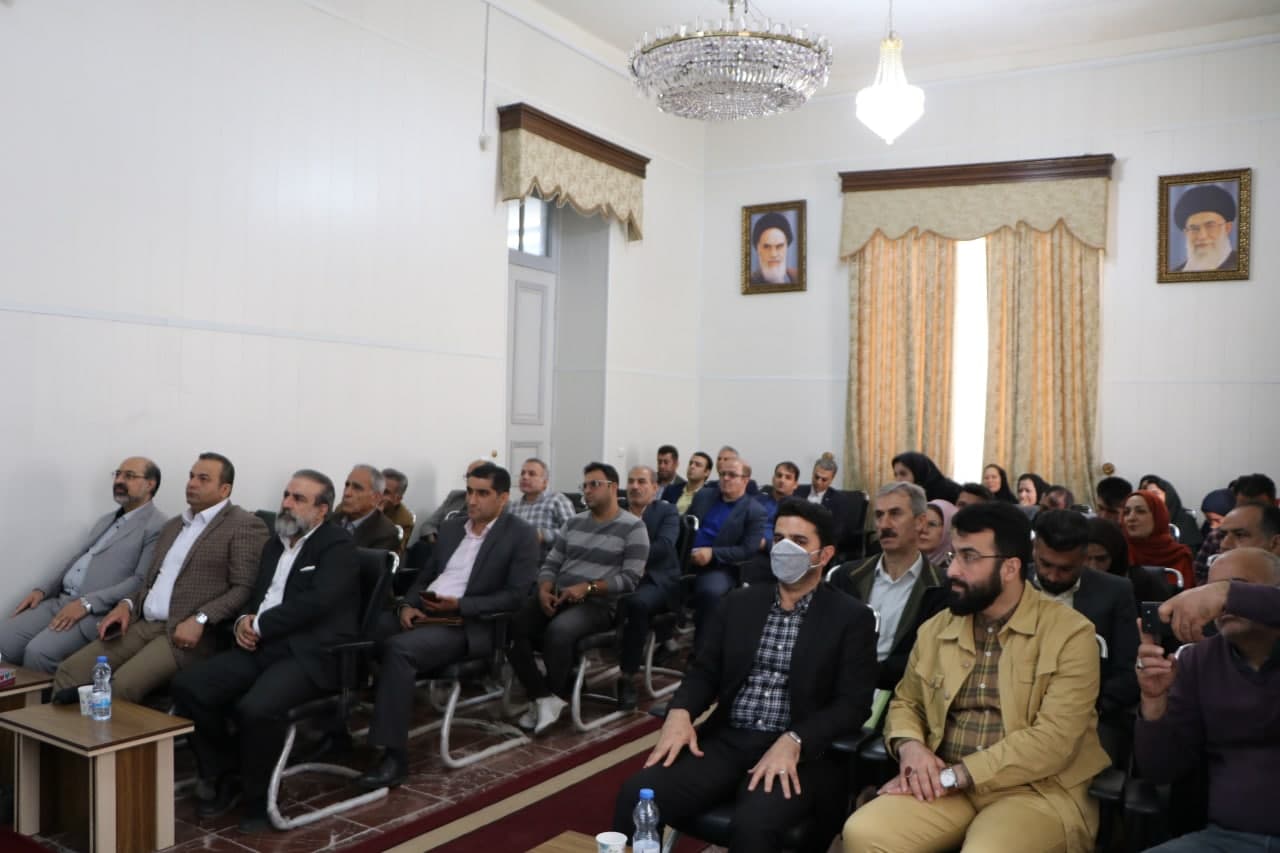 نشست تخصصی موزه‌های استان گلستان به مناسبت روز جهانی موزه برگزار شد/ آموزش در حوزه حفظ و احیای میراث‌فرهنگی امری بسیار مهم است