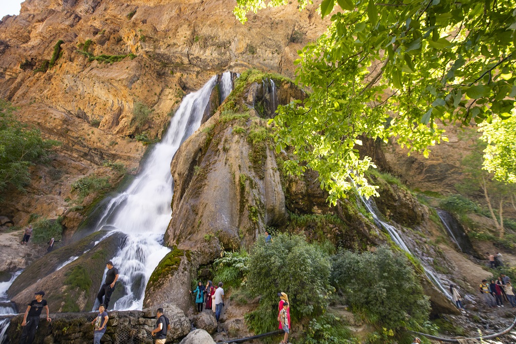 آب سفيد الیگودرز، عروس آبشارهای ایران