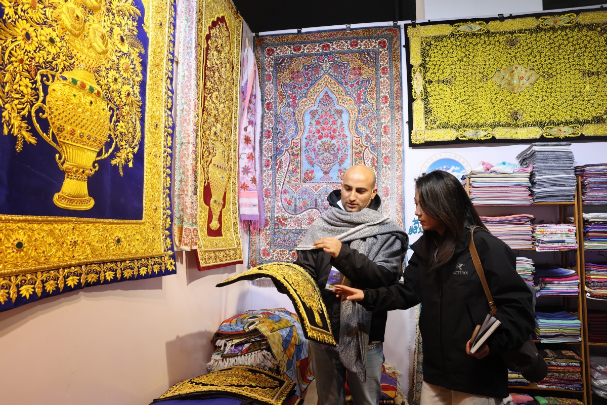 پنجمین نمایشگاه گردشگری و فرهنگی سین‌کیانگ چین