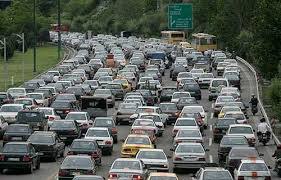 ترافیک سنگینی در محورهای کرج-چالوس و تهران-مشهد ایجاد شده است