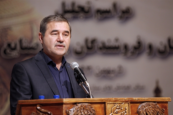 صنایع دستی ایران دچار پارادوکس عمیقی شده است